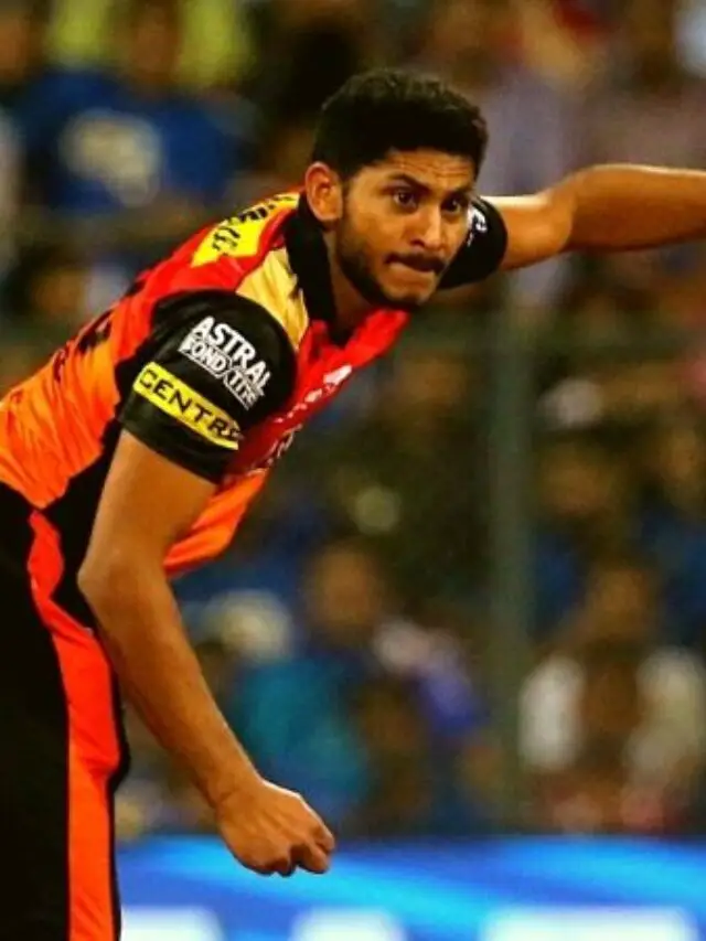 Top 5 worst IPL bowling figures